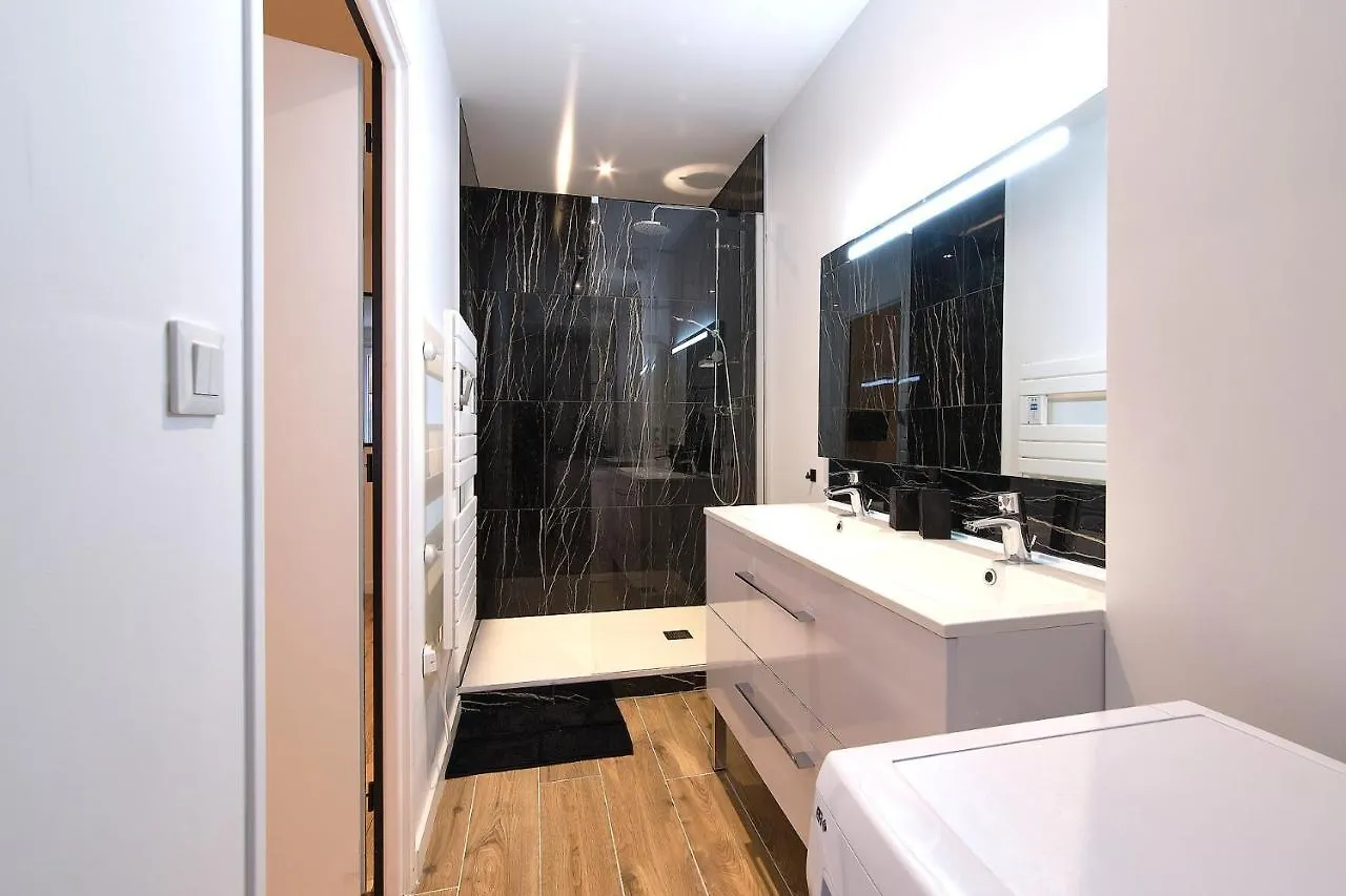 Appartement Le Contemporain à Saint-Laurent-sur-Saone